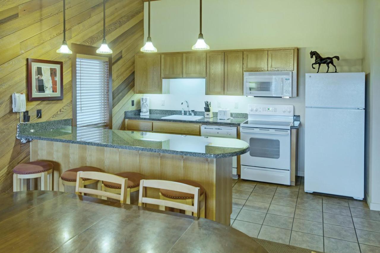 第七避暑山庄酒店 Deschutes River Woods 外观 照片