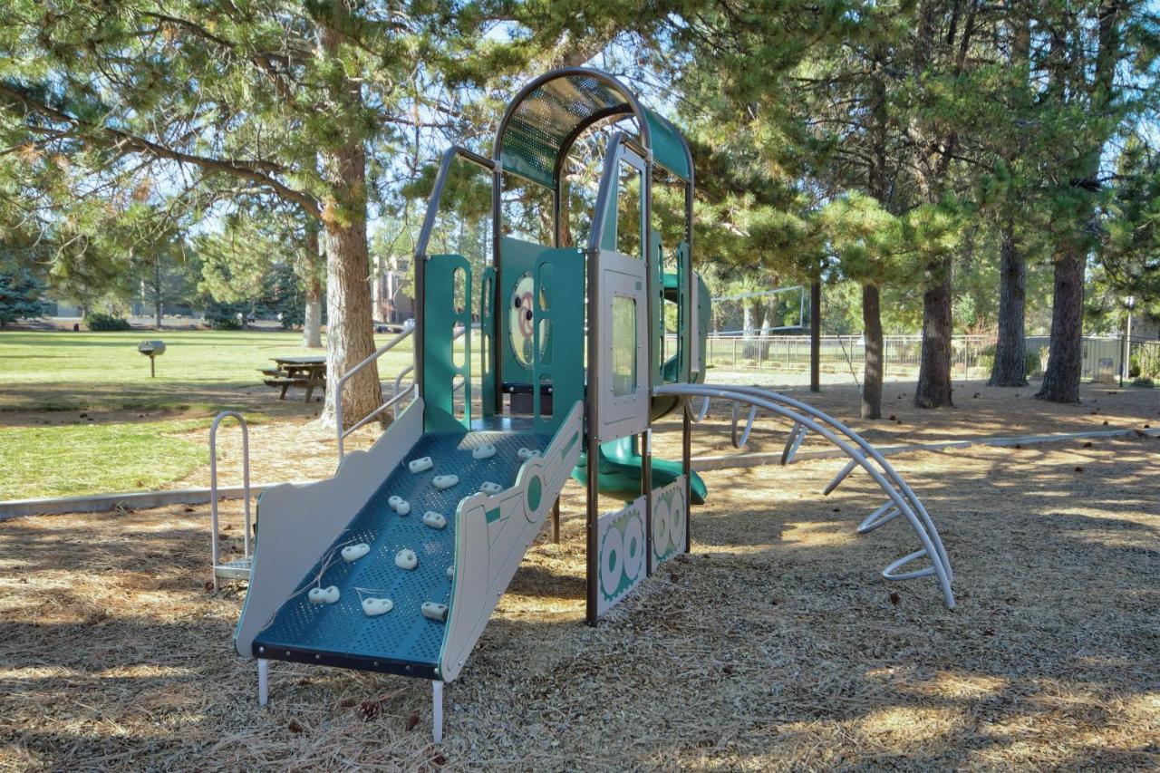 第七避暑山庄酒店 Deschutes River Woods 外观 照片