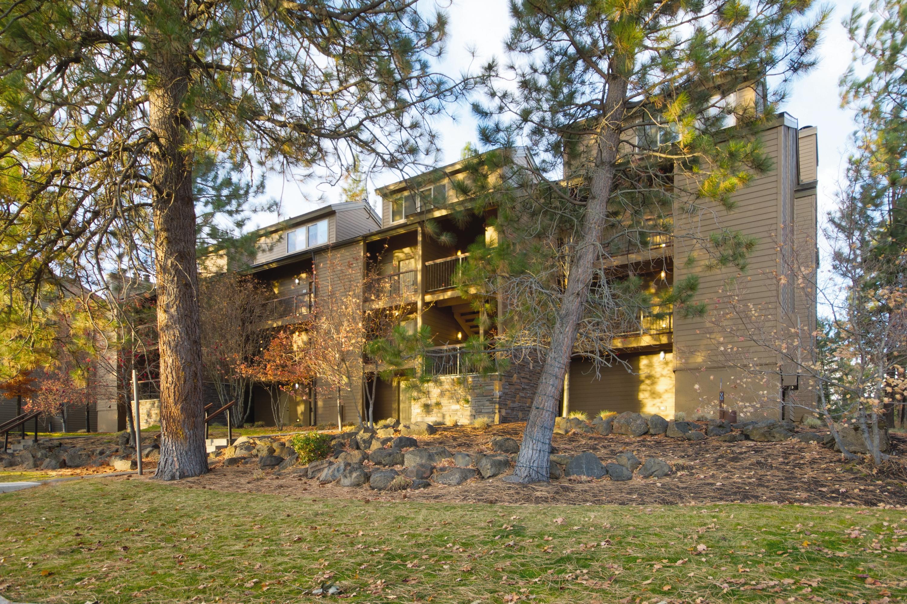 第七避暑山庄酒店 Deschutes River Woods 外观 照片